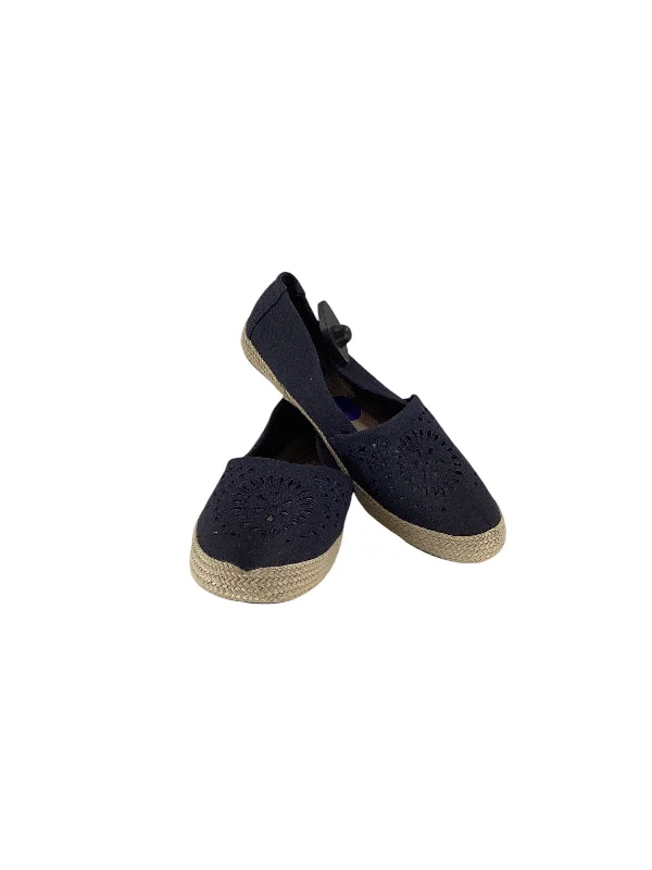 Flats with subtle non-slip treads -Shoes Flats By Mia In Navy, Size: 8.5