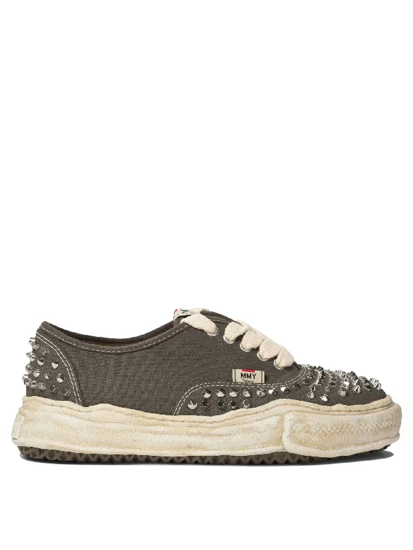 Shoes for night dashes -MAISON MIHARA YASUHIRO	 Men's Low Top Studded Sneaker - BAKER Style