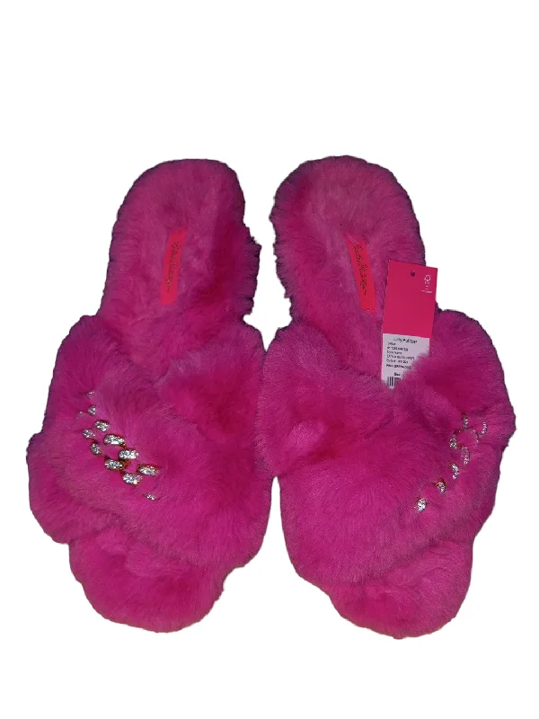 Slippers for slack vibes -Slippers By Lilly Pulitzer  Size: 8