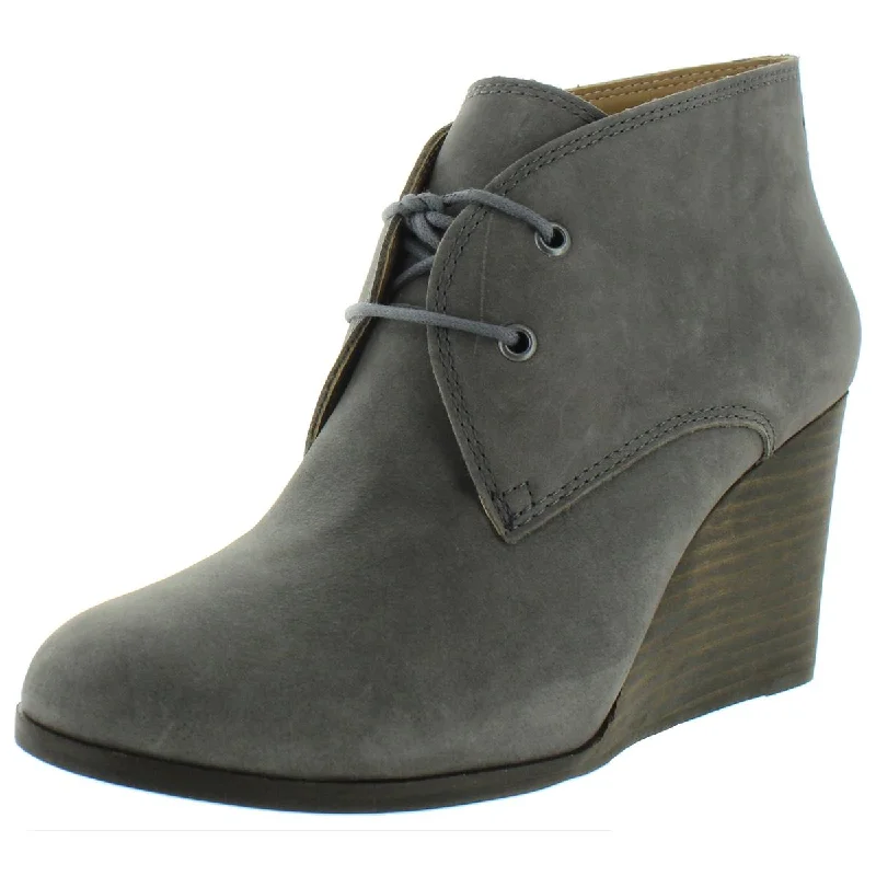 Boots with bright frost bursts -Lucky Brand Womens Shiijo Padded Insole Ankle Wedge Boots