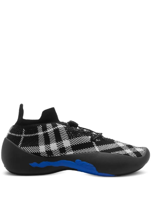 Shoes with striking hues -BURBERRY Neptune Sneaker in Eclipse - Women's