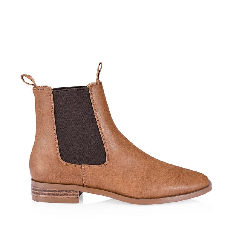 Boots with tailored fit features -Harper Chelsea Boots - Tan Softee