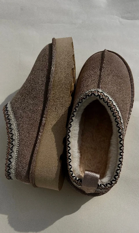 Slippers with steady beds -Cozy Season Slipper