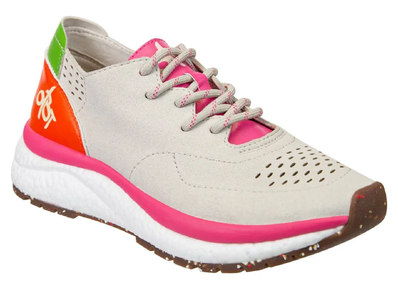 Shoes for chilly dawn jogs -OTBT: FREE in COLOR BLOCK Sneakers